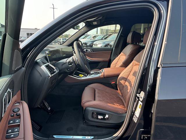 New 2026 BMW X5 xDrive40i w/ M Sport Package image 4