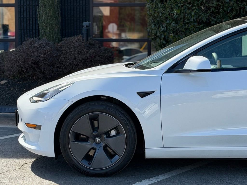 Used 2023 Tesla Model 3 Standard Range RWD image 10
