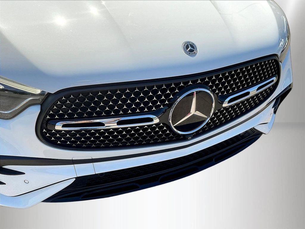 Used 2024 Mercedes-Benz GLC 300 4MATIC image 34