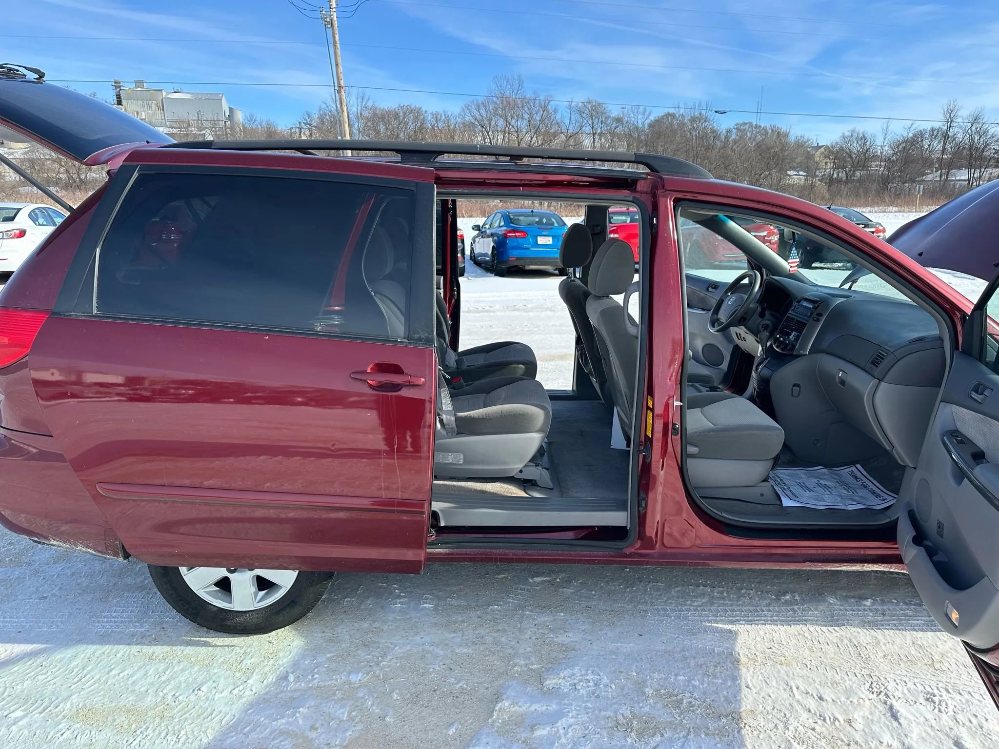 Used 2009 Toyota Sienna LE image 13
