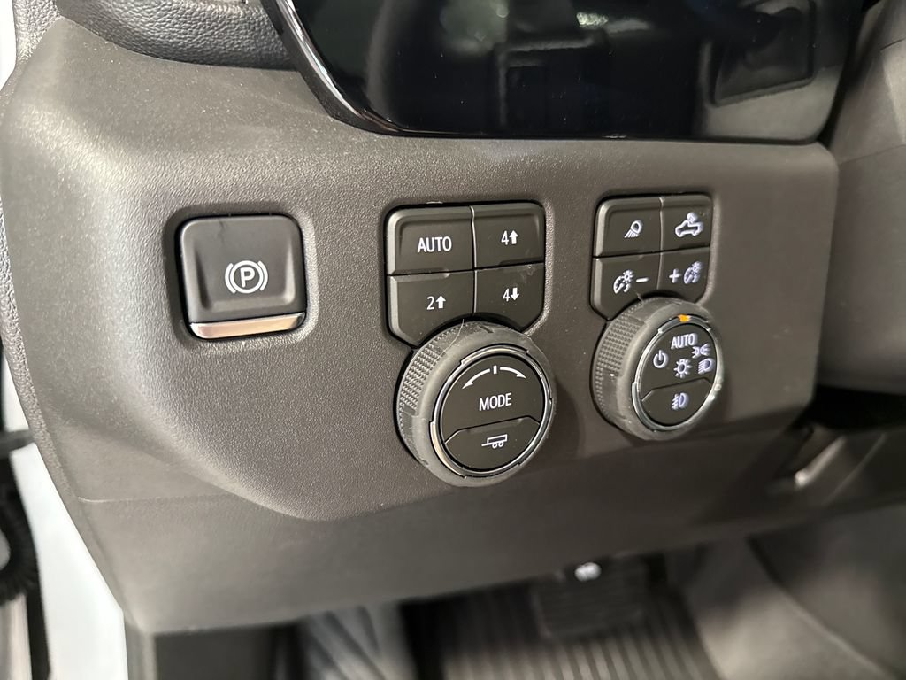 New 2026 Chevrolet Silverado 1500 LT Trail Boss w/ LT Trail Boss Premium Package AWD/4WD image 11