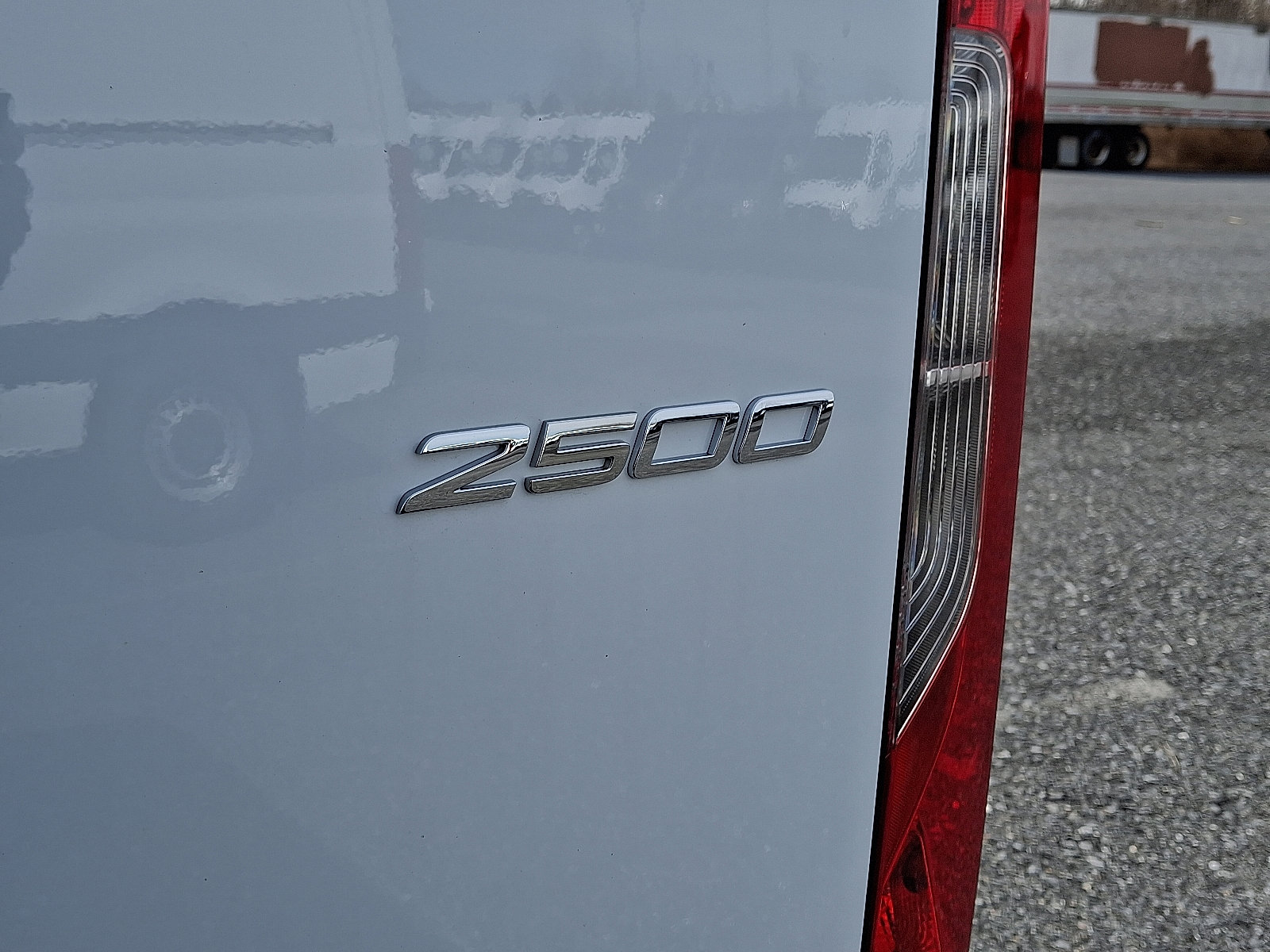Used 2024 Mercedes-Benz Sprinter 2500 image 30