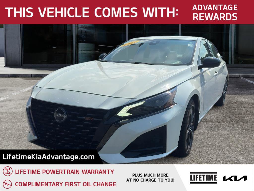 Used 2023 Nissan Altima 2.5 SR w/ SR Premium Package