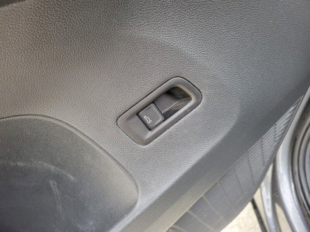 Used 2024 Volkswagen Atlas SEL Premium R-Line image 14