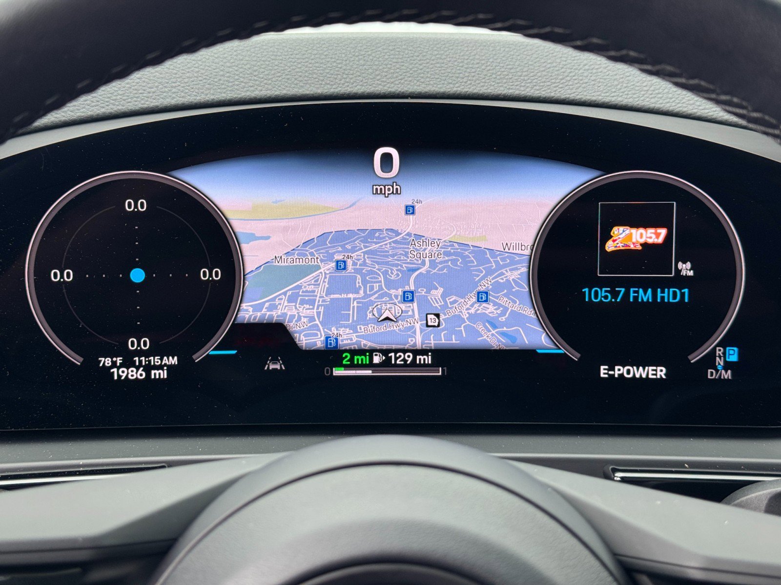 Used 2024 Porsche Cayenne w/ Premium Package image 22