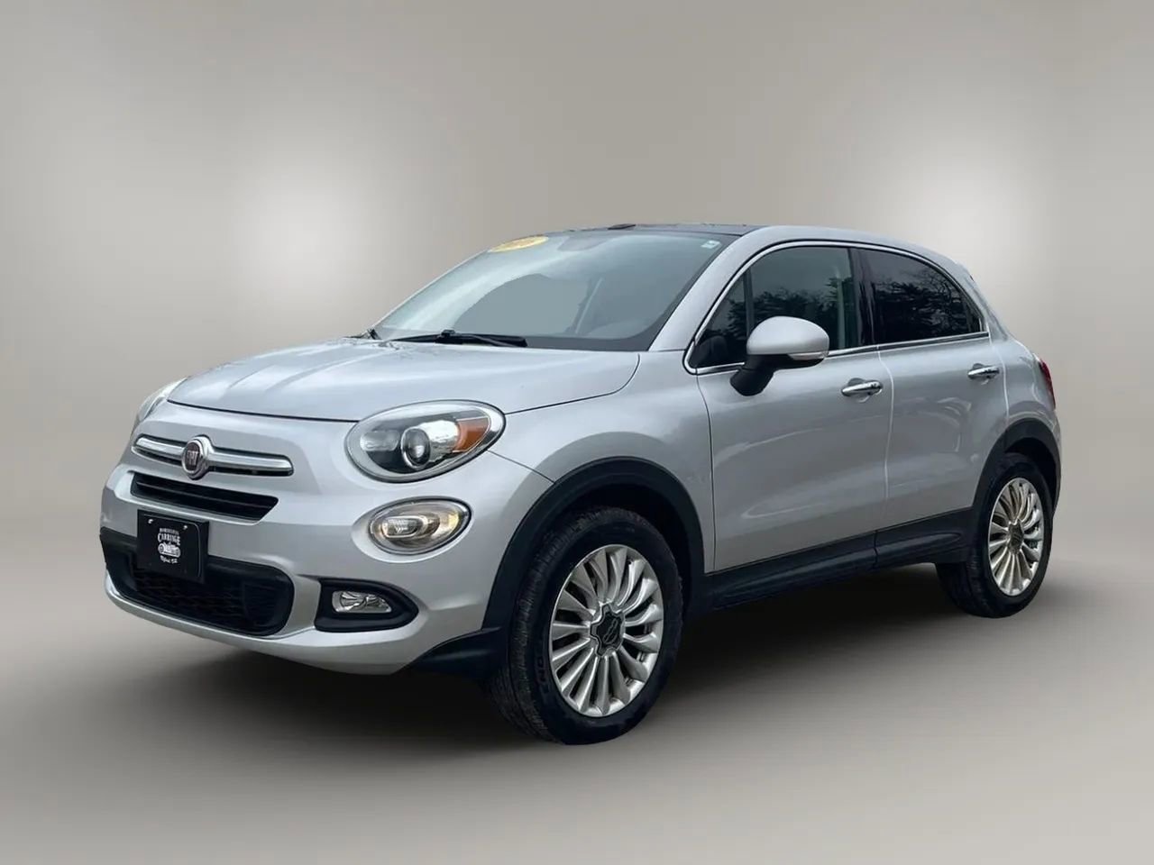 Used 2016 FIAT 500X Lounge image 2