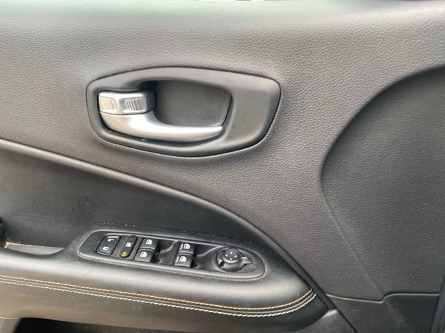 Used 2017 Jeep Compass Sport w/ Tech Group AWD/4WD image 26