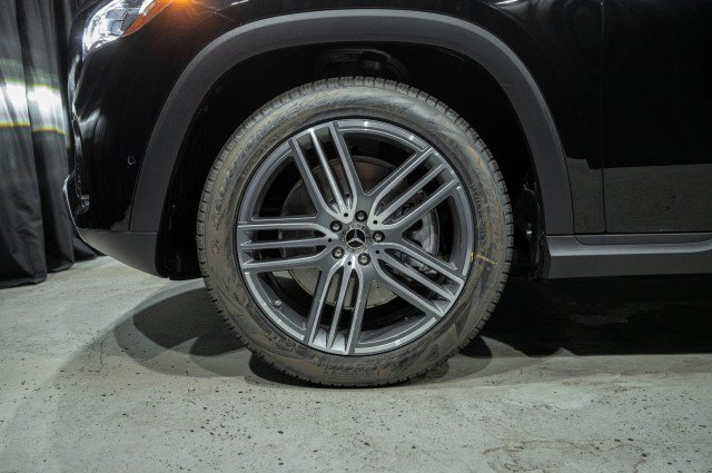 Certified 2026 Mercedes-Benz GLS 450 4MATIC image 7