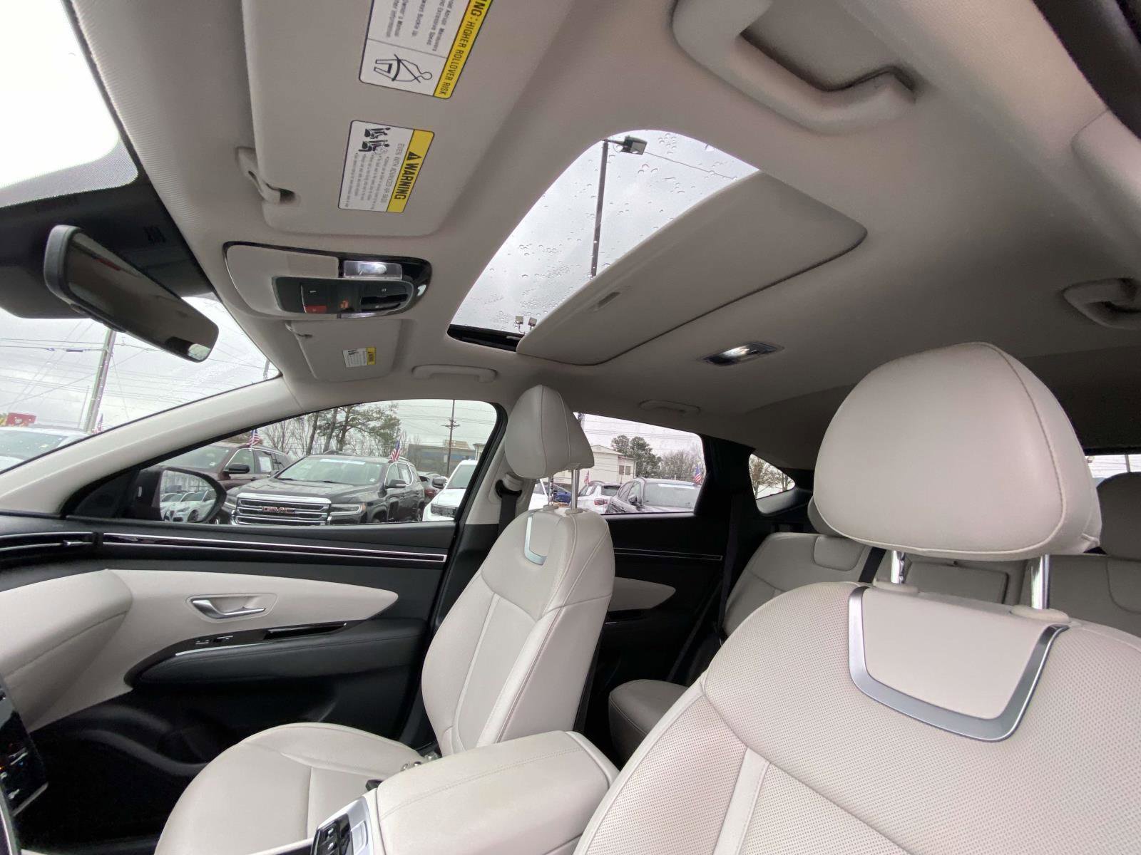 Used 2022 Hyundai Tucson SEL w/ Convenience + Premium Package image 5