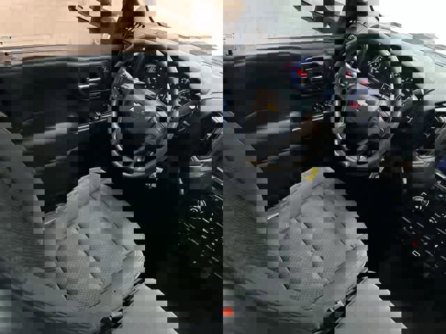 Used 2020 Chevrolet Silverado 2500 Custom w/ Custom Value Package image 12