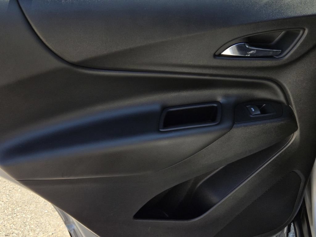 Used 2019 Chevrolet Equinox LT w/ Driver Convenience Package FWD image 11
