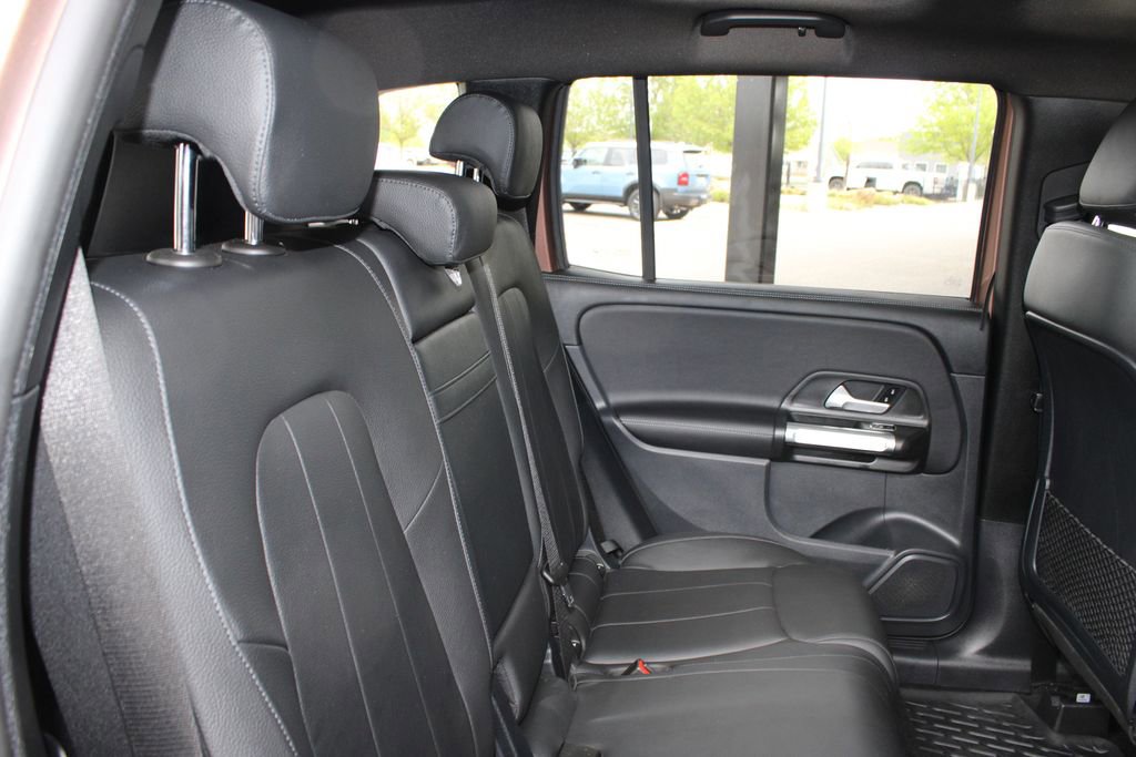 Used 2022 Mercedes-Benz GLB 250 4MATIC image 49