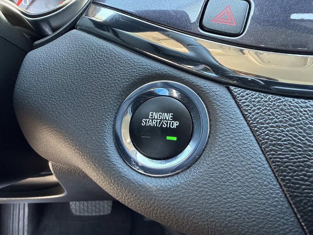 Used 2016 Chevrolet Impala LTZ FWD image 34