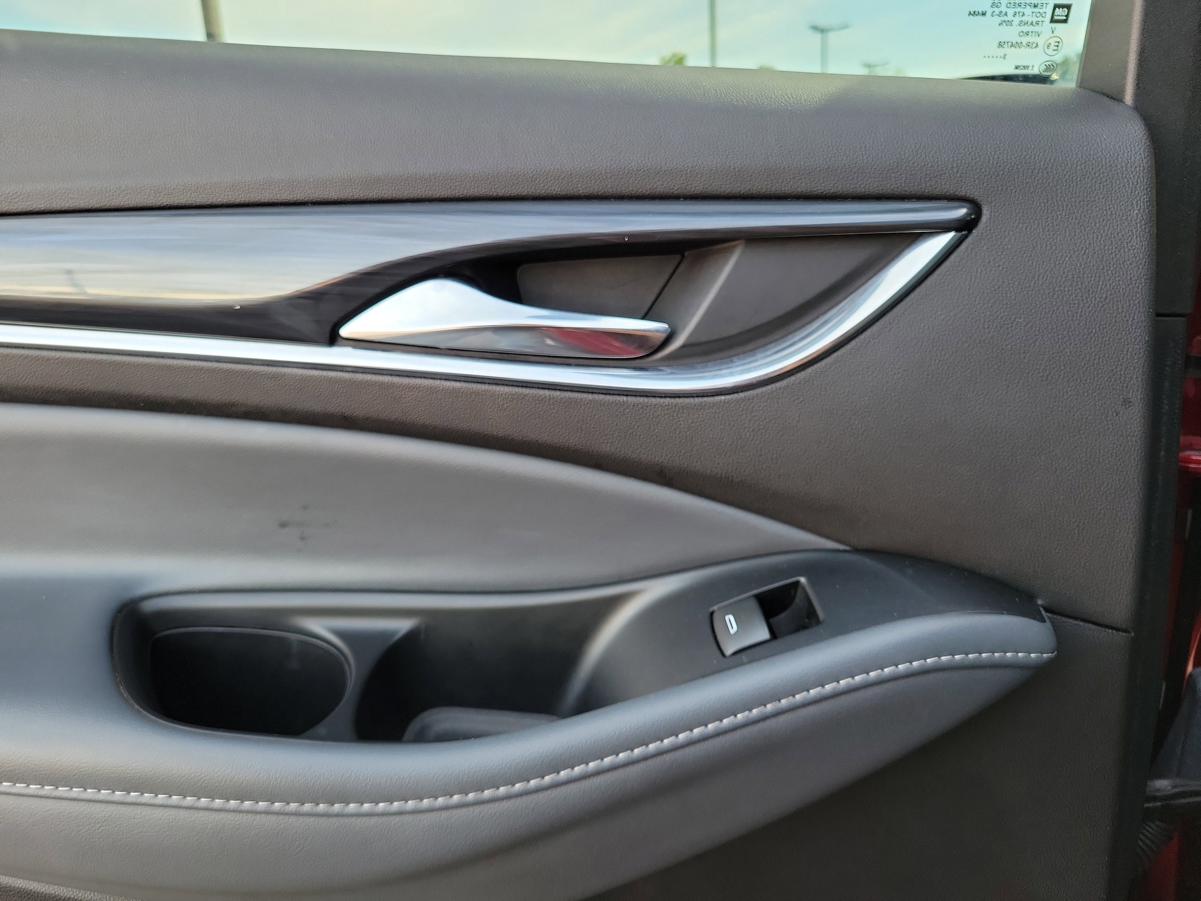 Used 2024 Buick Enclave Premium image 12