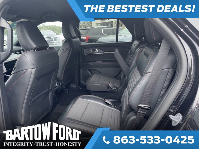 Used 2025 Ford Explorer ST-Line w/ Premium Package image 10