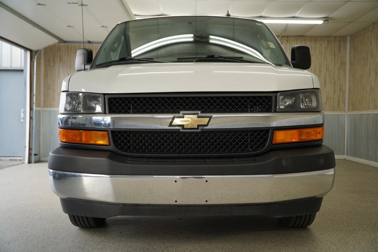 Used 2023 Chevrolet Express 2500 w/ Driver Convenience Package image 3