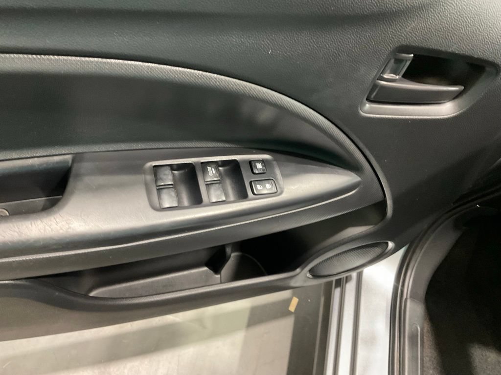 Used 2018 Mitsubishi Mirage ES FWD image 7