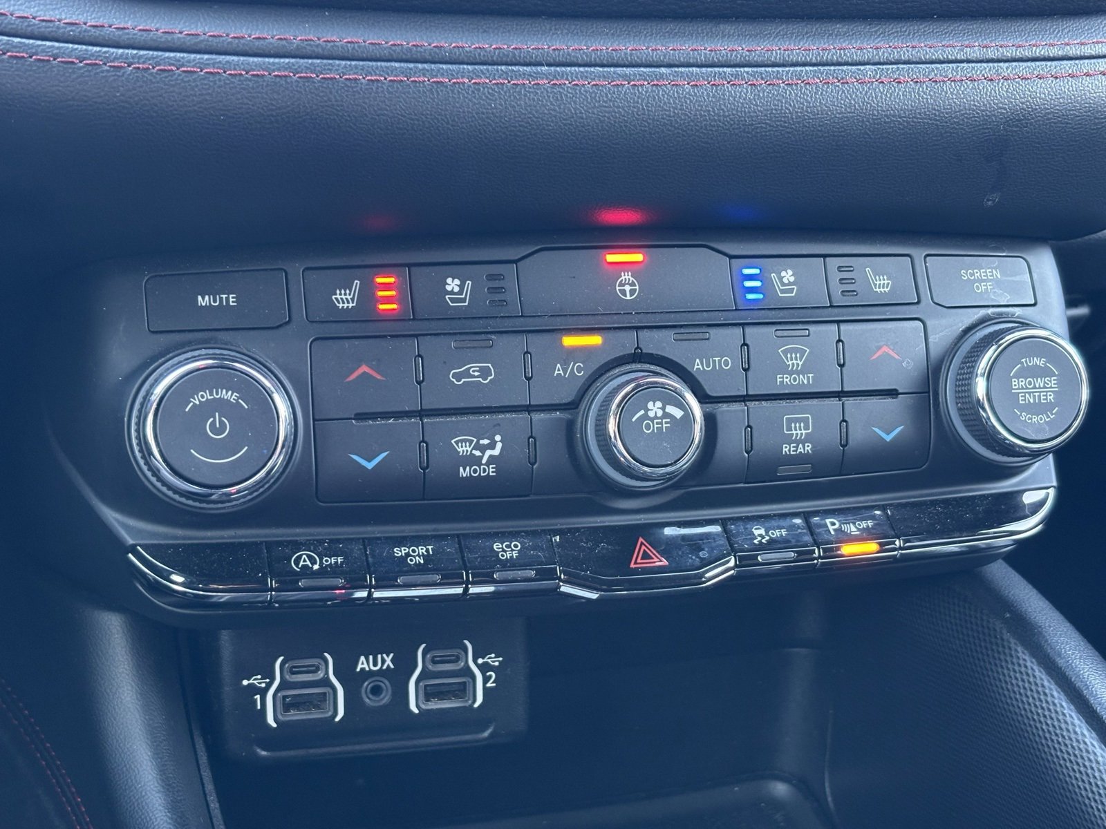 Used 2023 Dodge Durango GT image 10