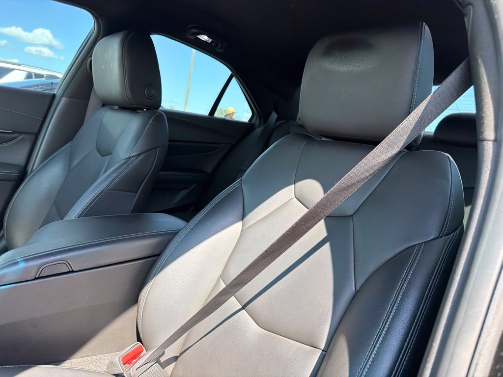 Used 2024 Cadillac CT4 Luxury RWD image 18