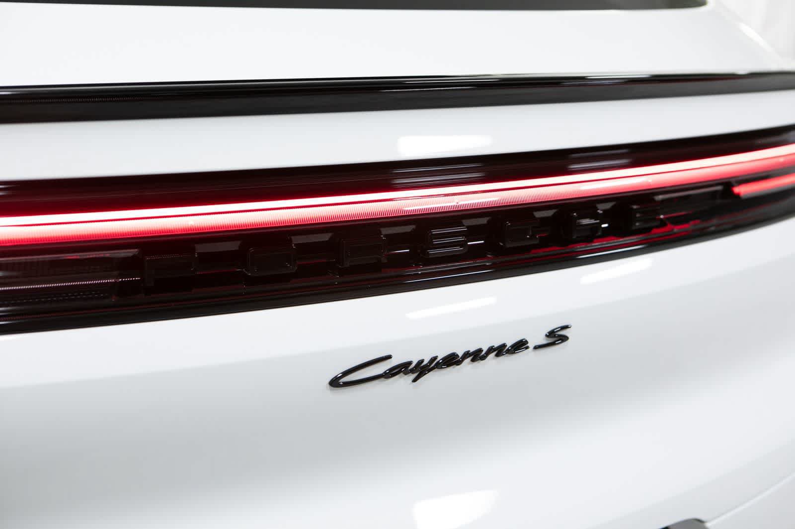 New 2026 Porsche Cayenne S AWD/4WD image 19