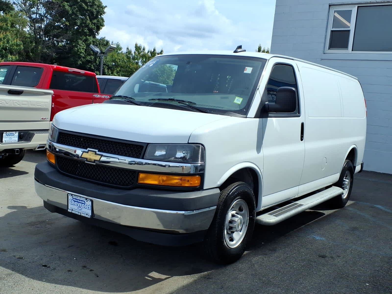 Certified 2025 Chevrolet Express 2500 w/ Driver Convenience Package RWD image 3