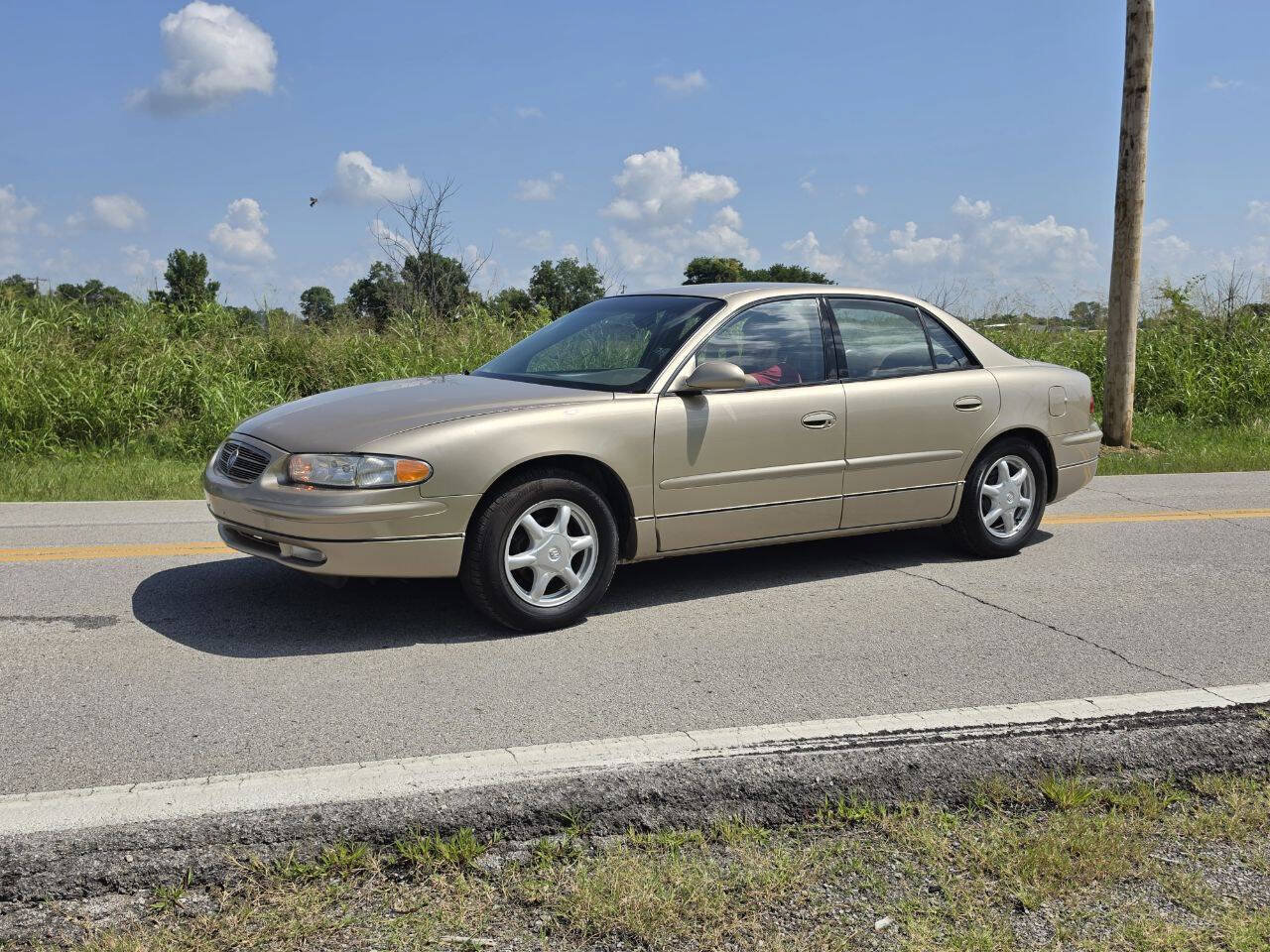 Used 2004 Buick Regal LS FWD image 2