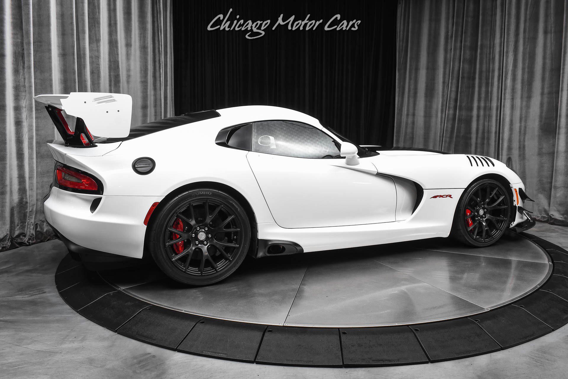 Used 2016 Dodge Viper ACR w/ Extreme Aero Package RWD image 5