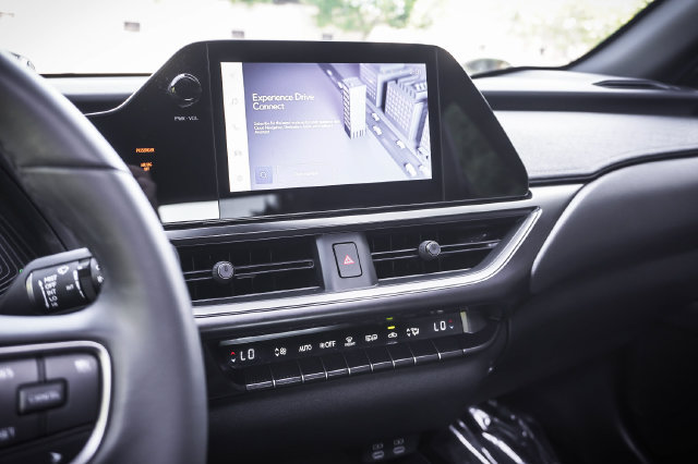 Used 2024 Lexus UX 250h FWD image 14