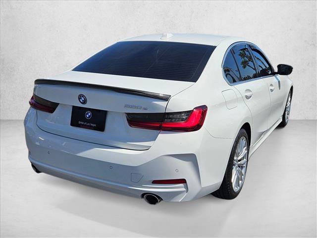 Used 2024 BMW 330e image 5