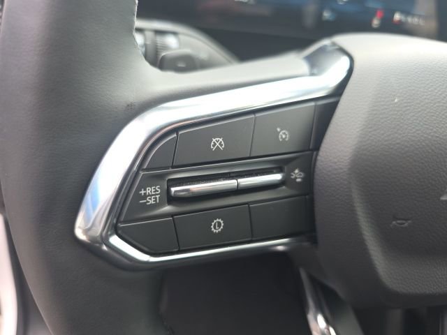 New 2026 Chevrolet Equinox LT w/ Convenience Package II image 15