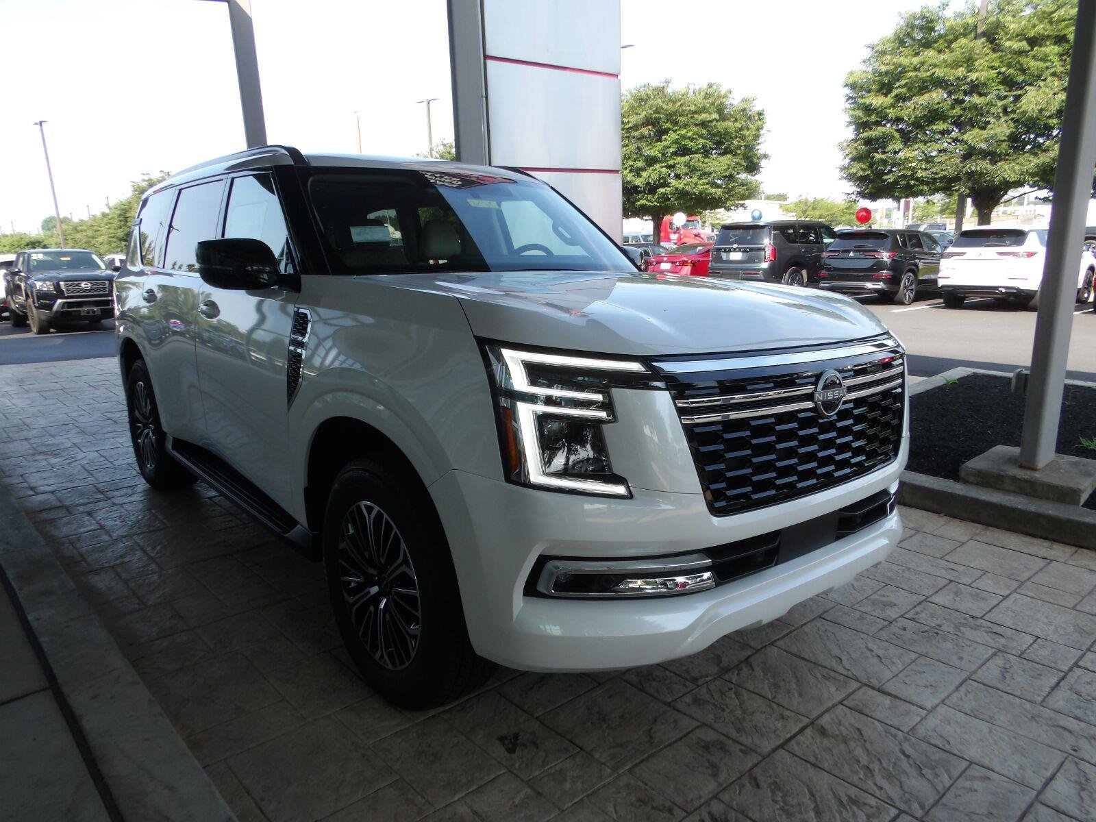 New 2026 Nissan Armada Platinum AWD/4WD image 3