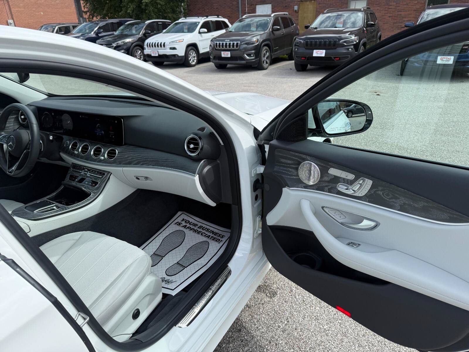 Used 2021 Mercedes-Benz E 350 4MATIC Sedan image 19
