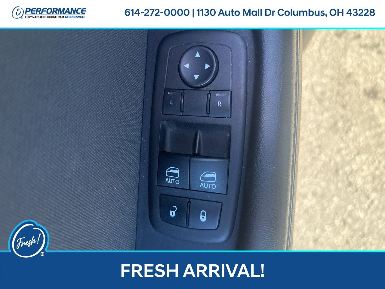 Used 2023 Dodge Challenger SXT image 13