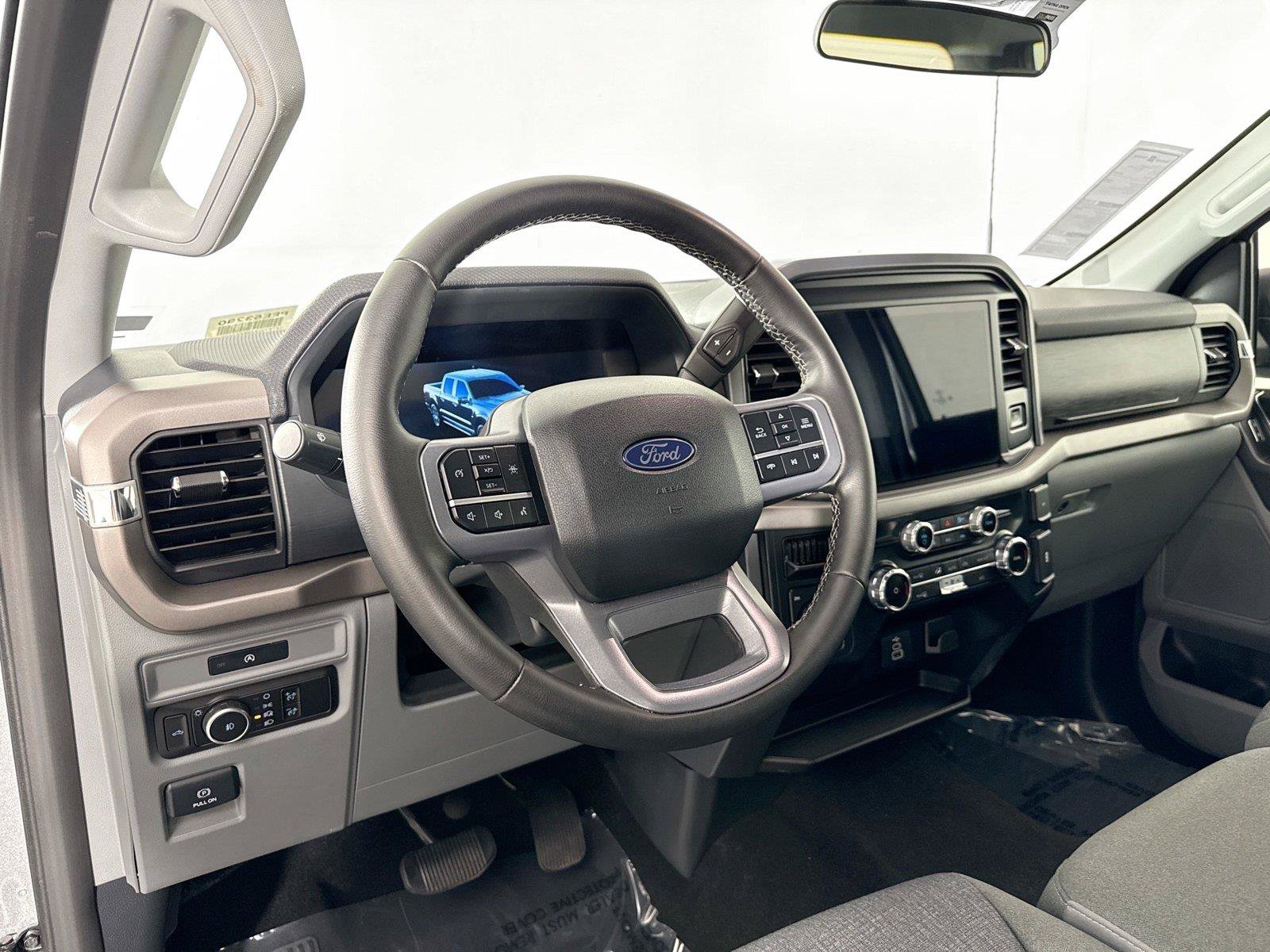 Used 2025 Ford F150 XLT w/ Equipment Group 301A Standard AWD/4WD image 4