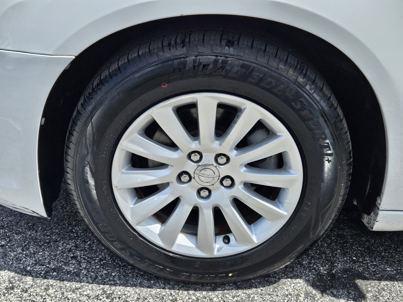 Used 2014 Chrysler 300 image 19