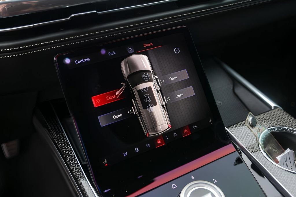 Certified 2025 Cadillac Escalade ESV V AWD/4WD image 18