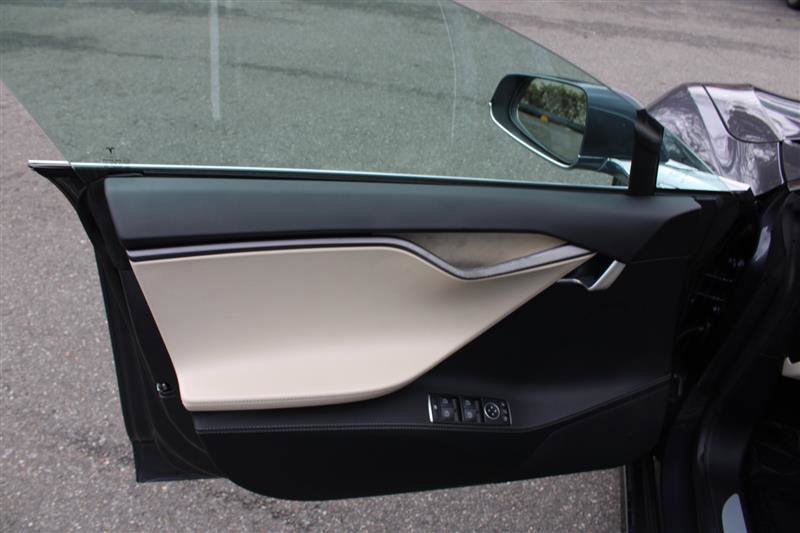 Used 2021 Tesla Model S Long Range Plus image 12