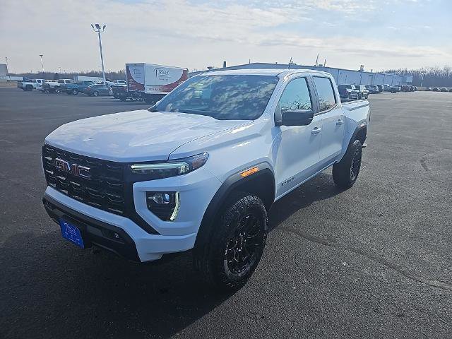 New 2026 GMC Canyon Elevation w/ Convenience Package image 2