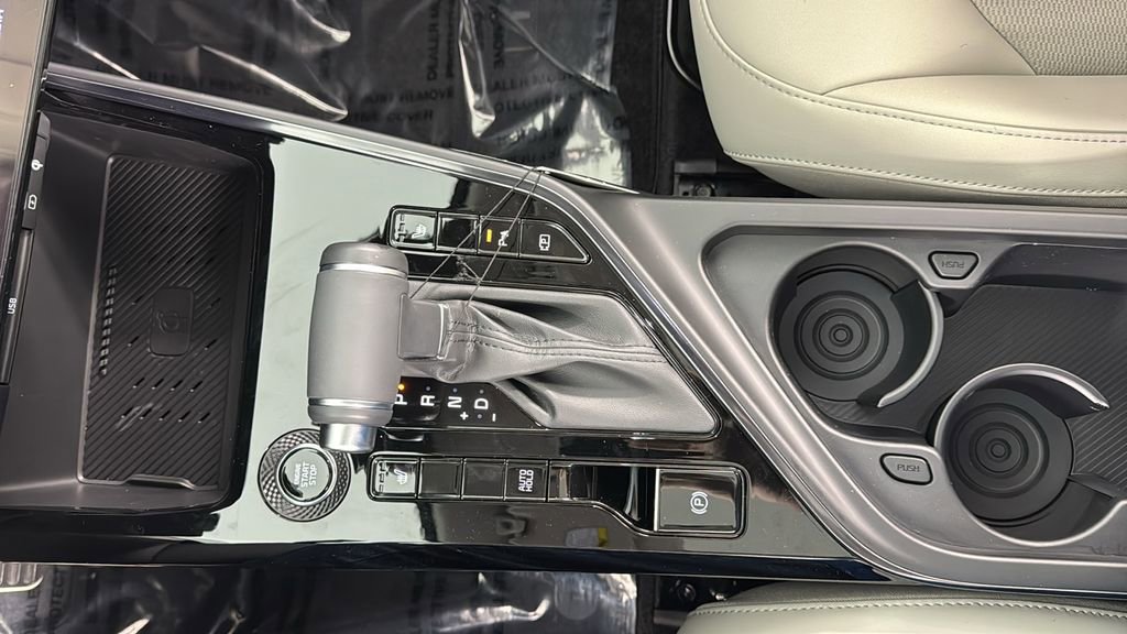 New 2025 Kia Niro EX Touring image 28