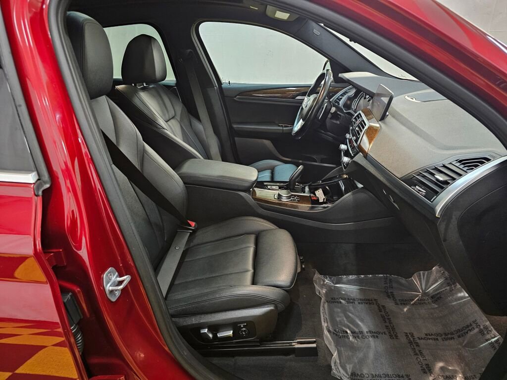 Used 2019 BMW X4 xDrive30i w/ Premium Package image 11
