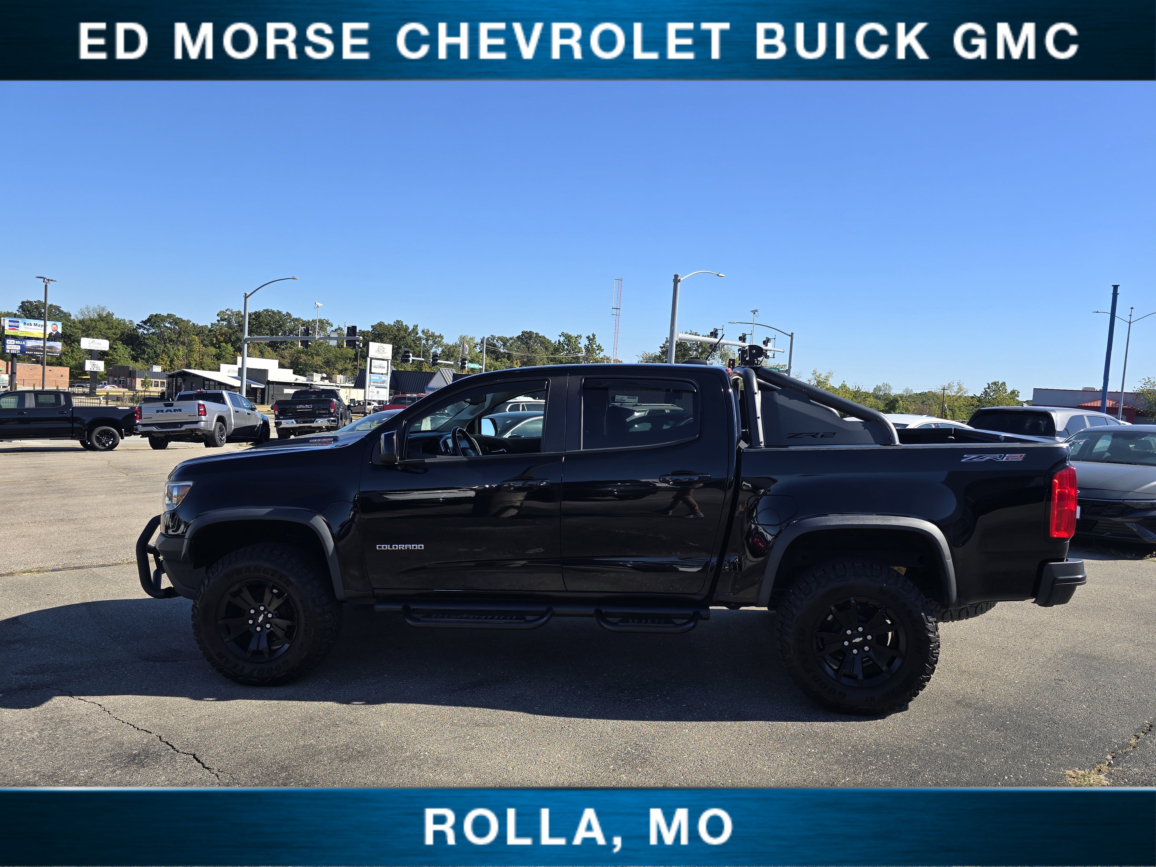 Certified 2019 Chevrolet Colorado ZR2 w/ ZR2 Midnight Special Edition AWD/4WD image 6
