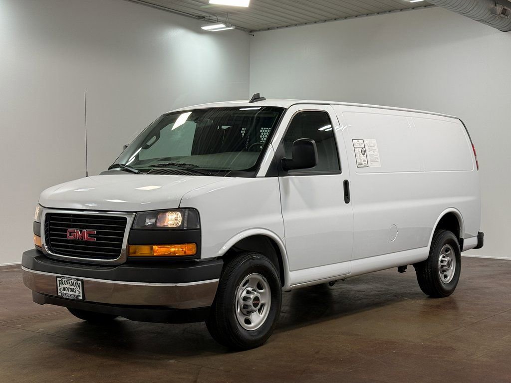 Used 2024 GMC Savana 2500 w/ Driver Convenience Package image 33