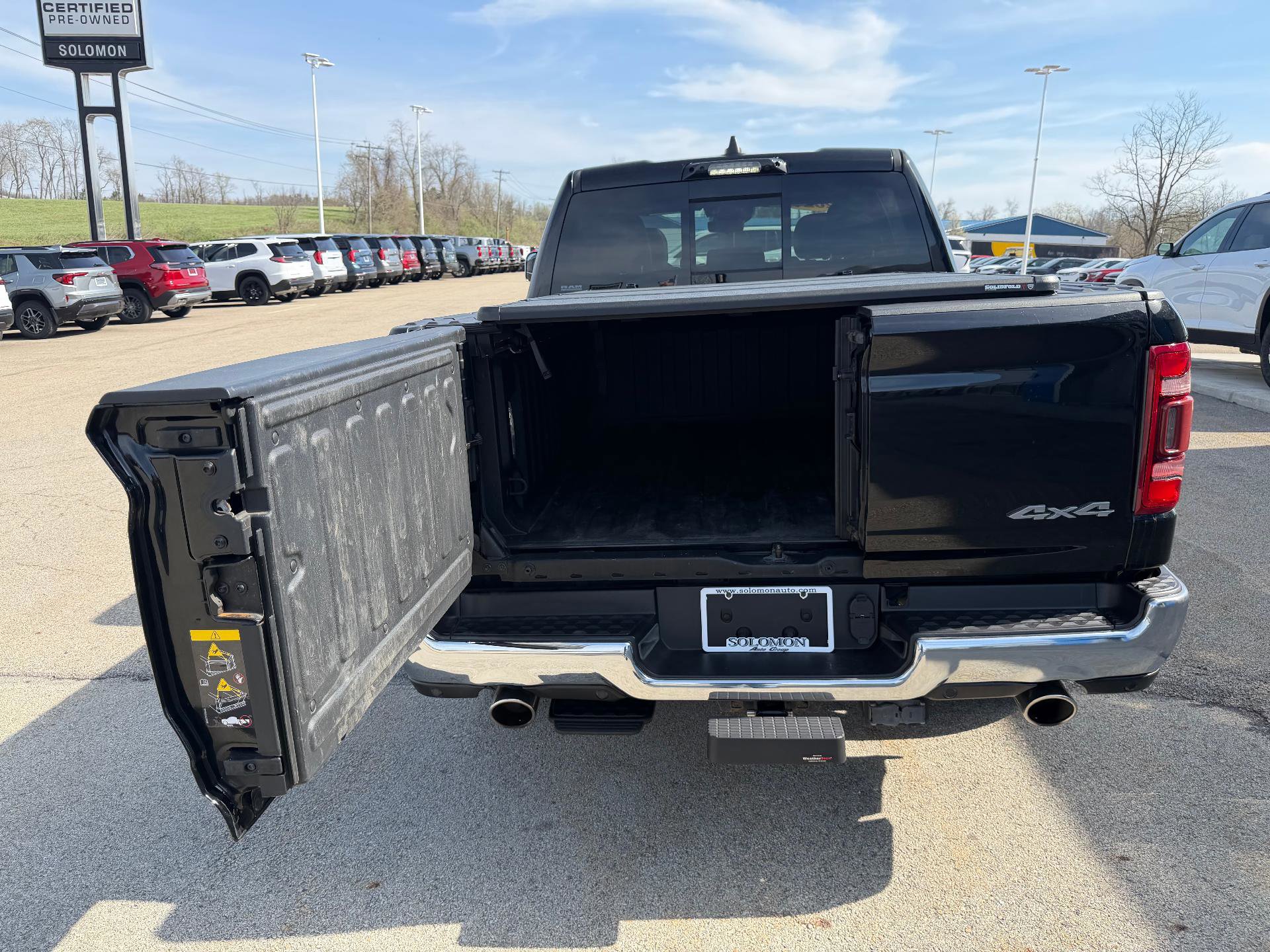 Used 2021 RAM 1500 Limited AWD/4WD image 13