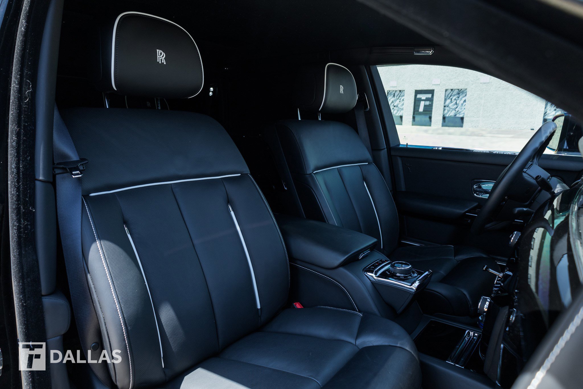 Used 2023 Rolls-Royce Phantom Extended Wheelbase RWD image 52