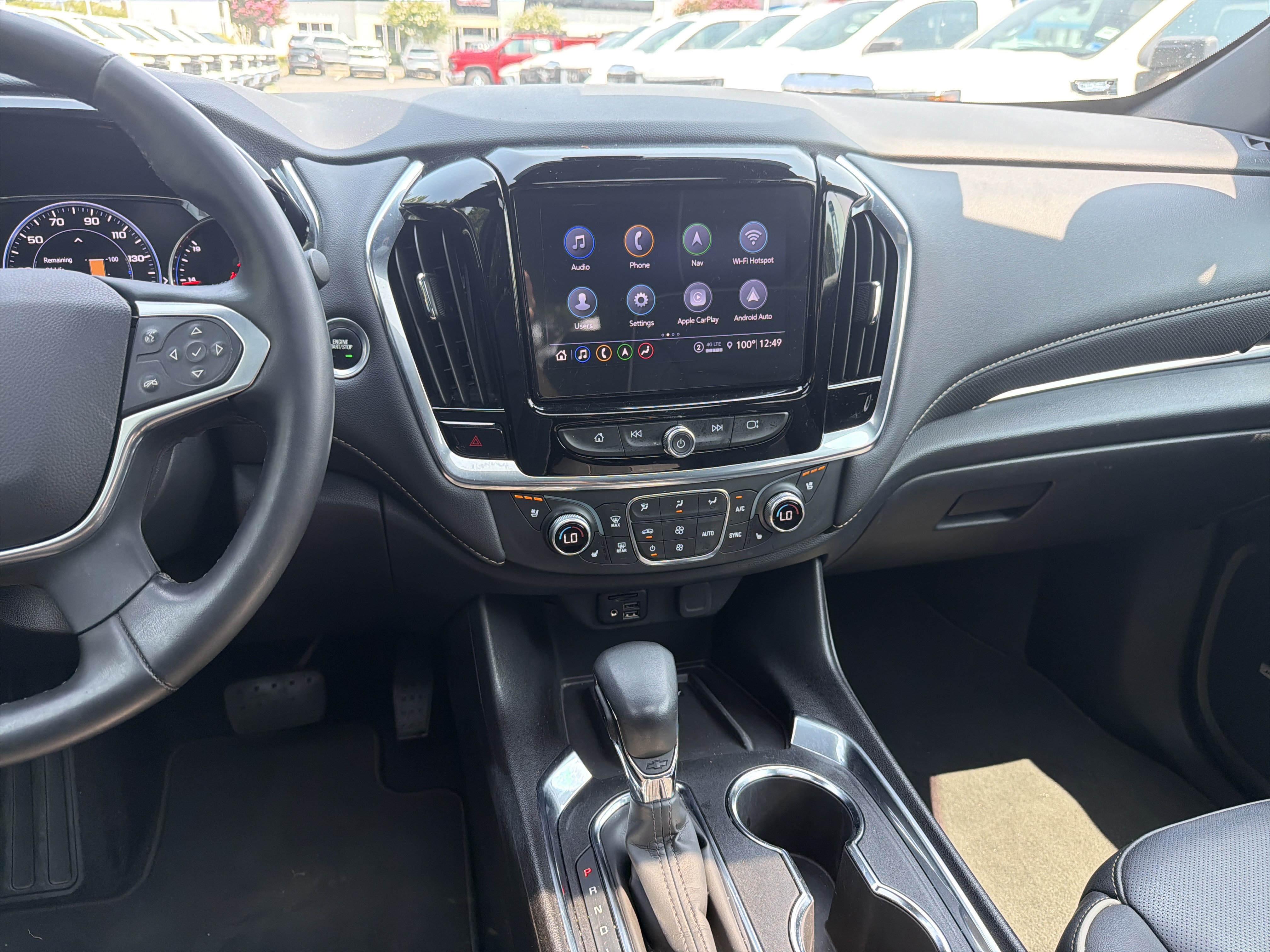 Used 2023 Chevrolet Traverse Premier AWD/4WD image 31