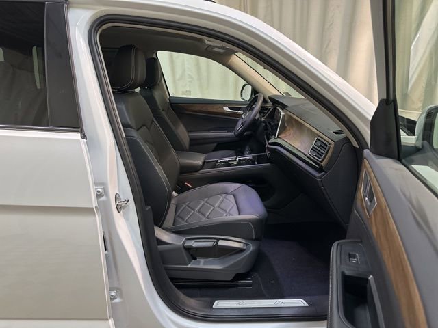 New 2026 Volkswagen Atlas SE image 38