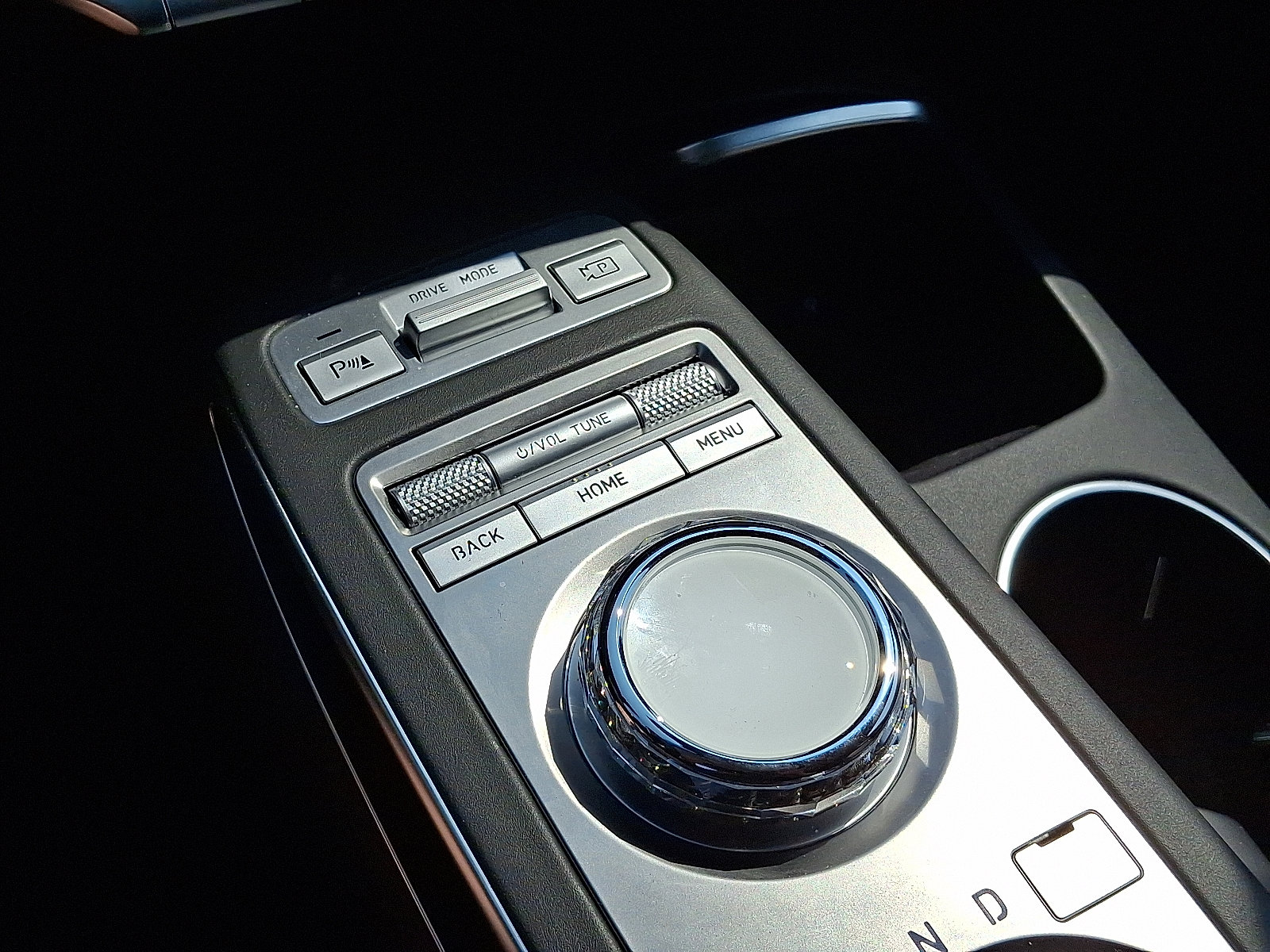 Used 2025 Genesis GV70 2.5T image 15