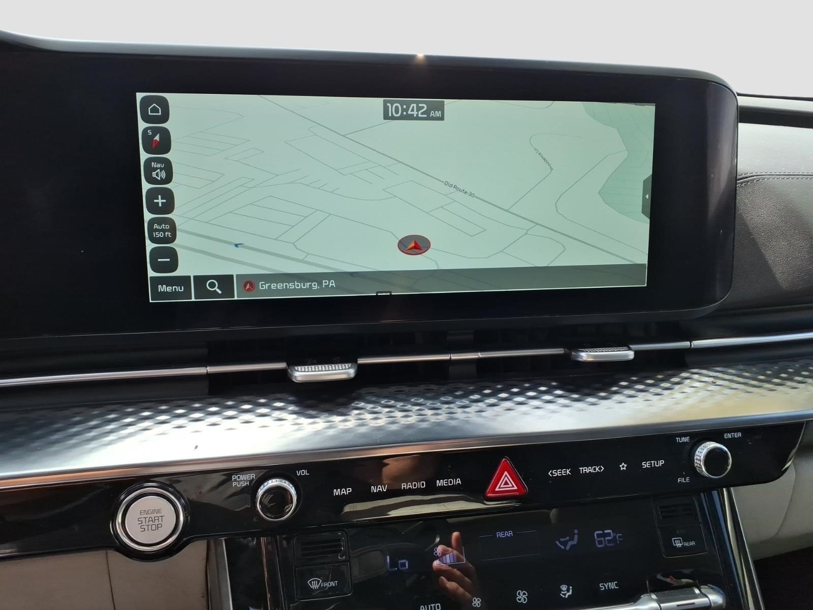 Used 2023 Kia Carnival SX Prestige FWD image 23
