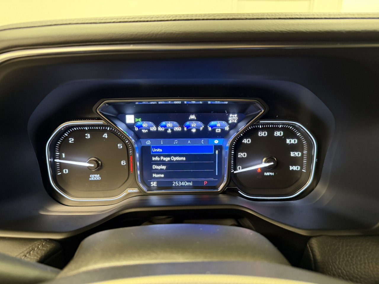 Used 2021 GMC Yukon XL Denali image 18