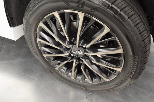 Used 2026 INFINITI QX80 Autograph AWD/4WD image 9